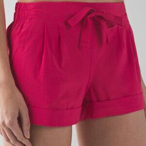 *Lululemon* Spring Break Away Shorts II - Boom Juice Pink - size 4 - FAST SHIP!